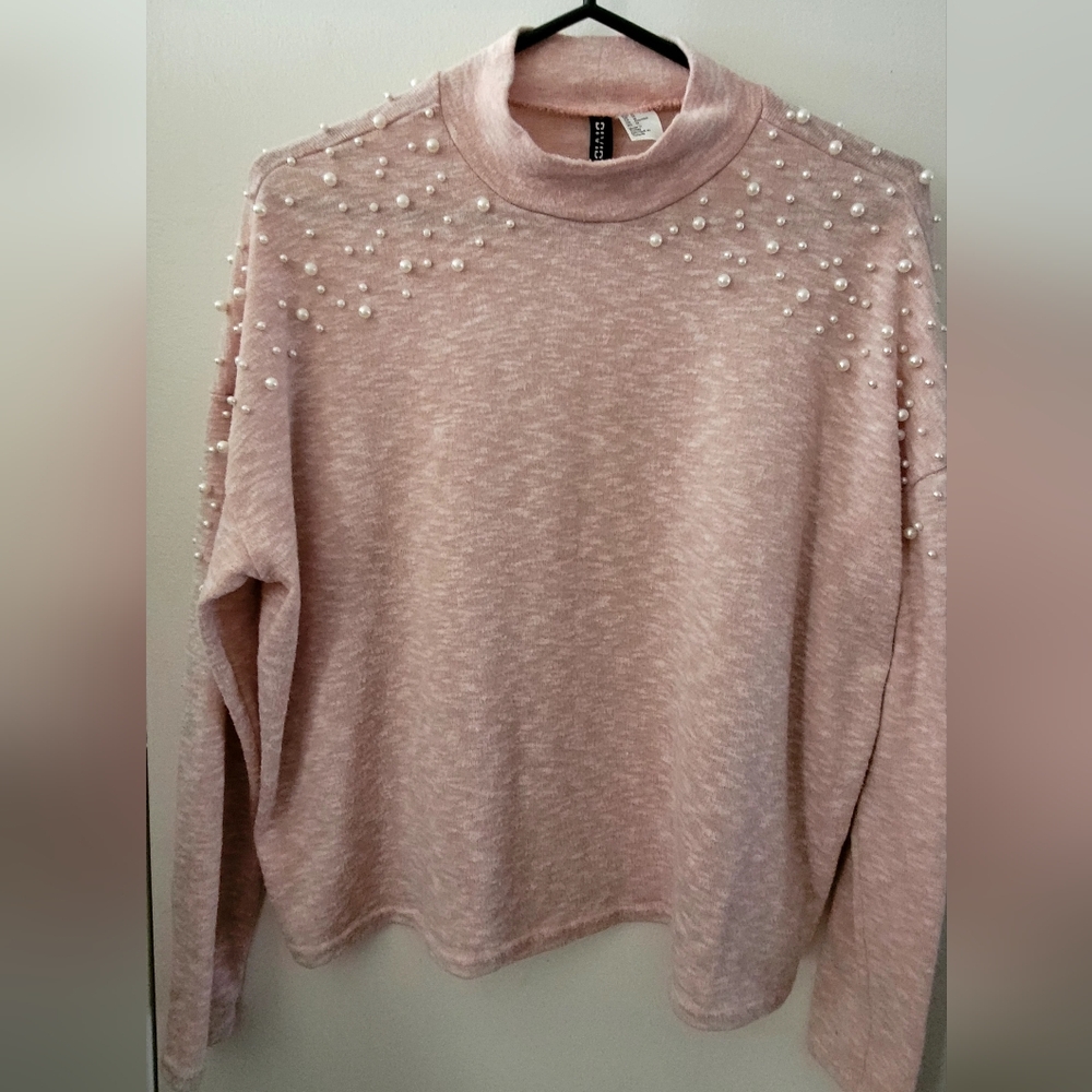 H&M Pink Pearl Beaded Sweater Size M Mock Neck Soft Knit Pullover - Picture 2 of 7